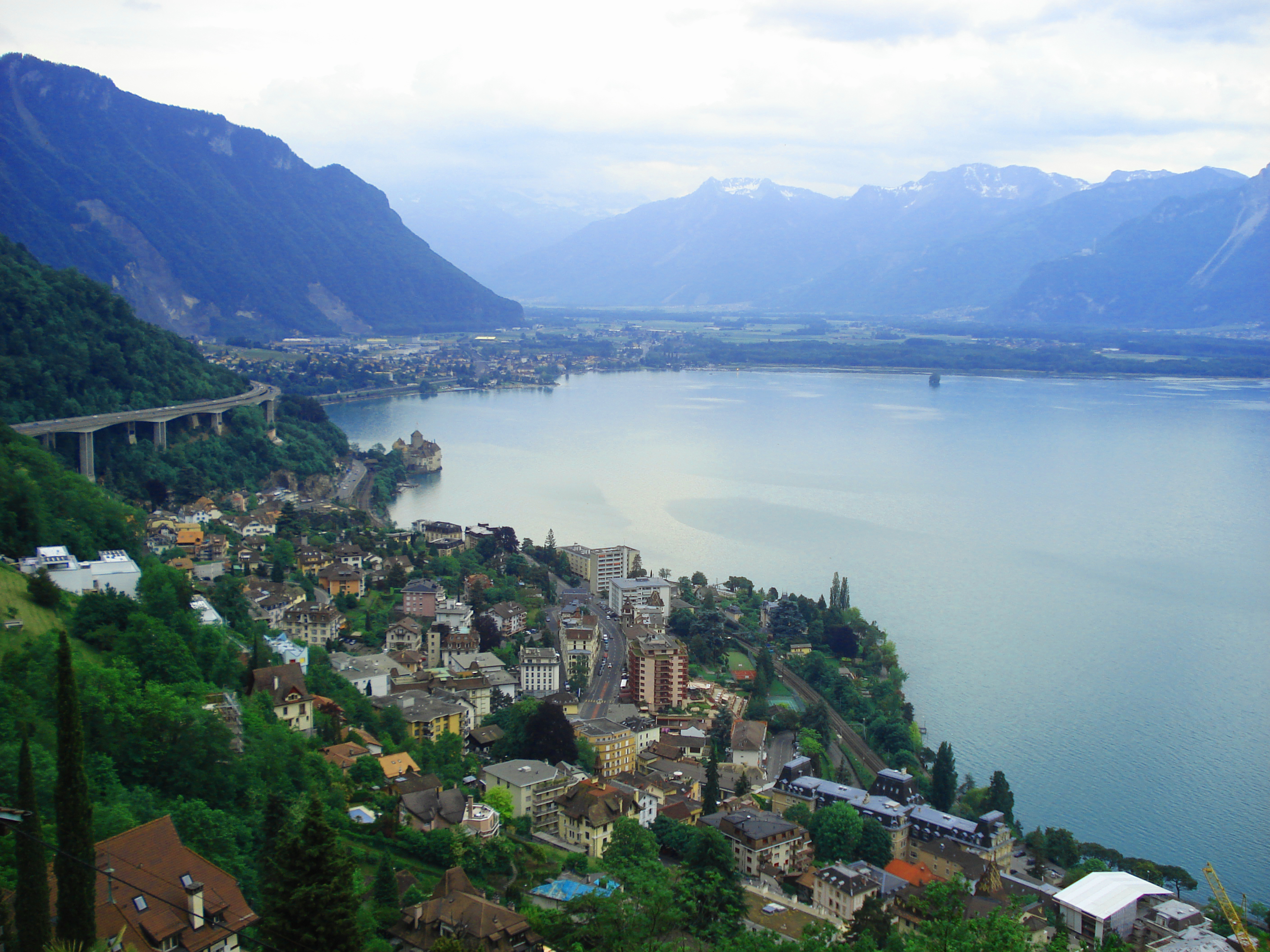 Montreux Wallpapers