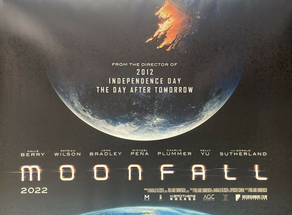 Moonfall 2022 Movie Wallpapers