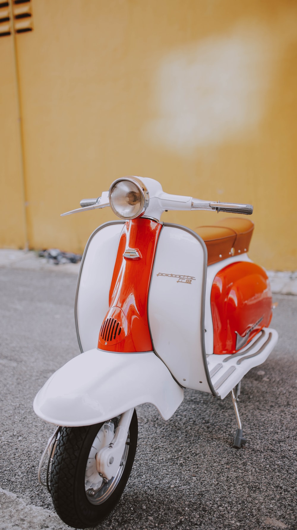 Moped Wallpapers