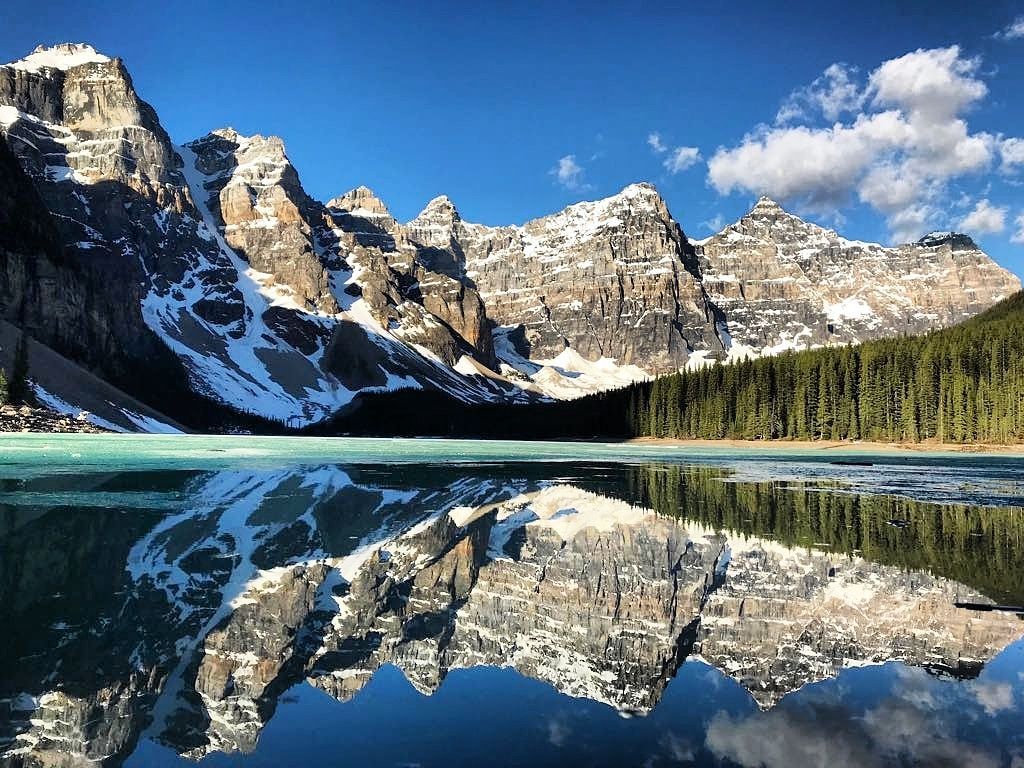 Moraine Lake South Channel Wallpapers