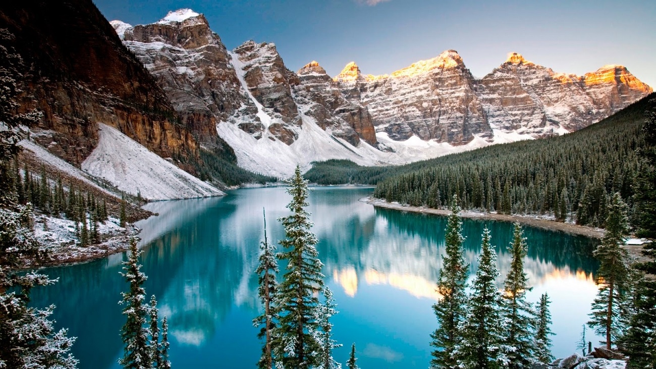 Moraine Lake South Channel Wallpapers