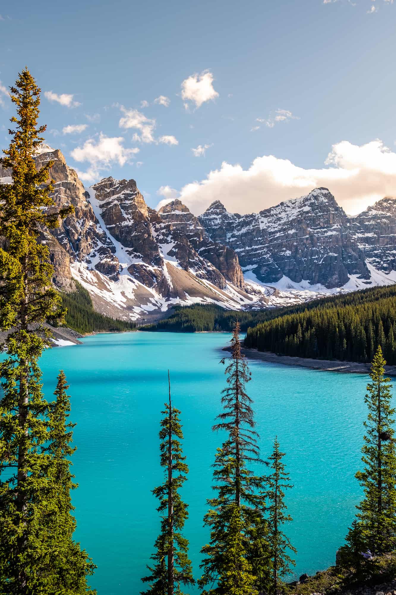 Moraine Lake South Channel Wallpapers