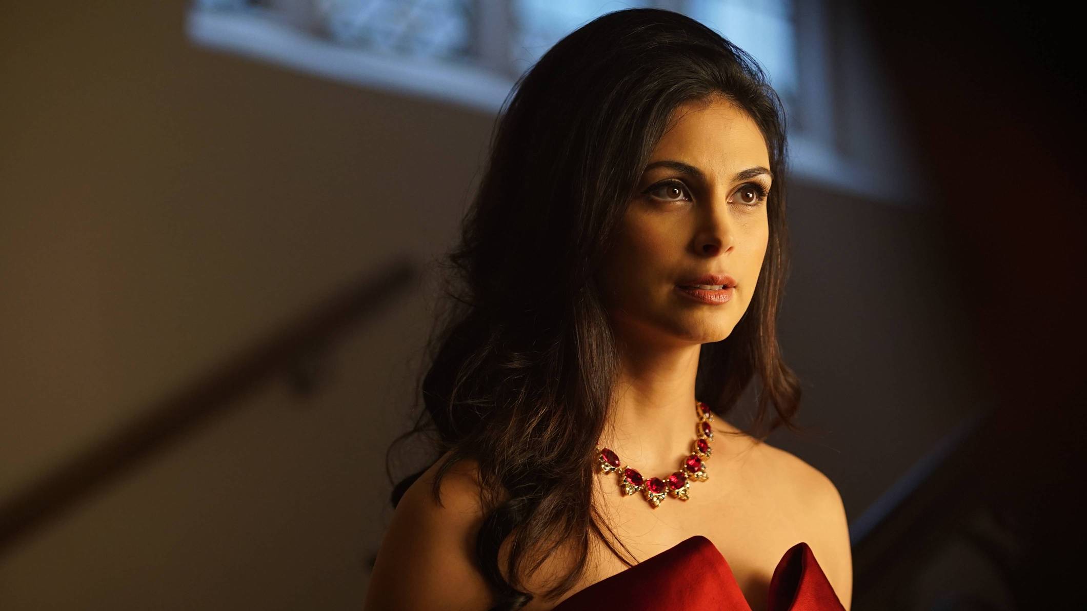 Morena Baccarin In Gotham Season 4 2017 Wallpapers