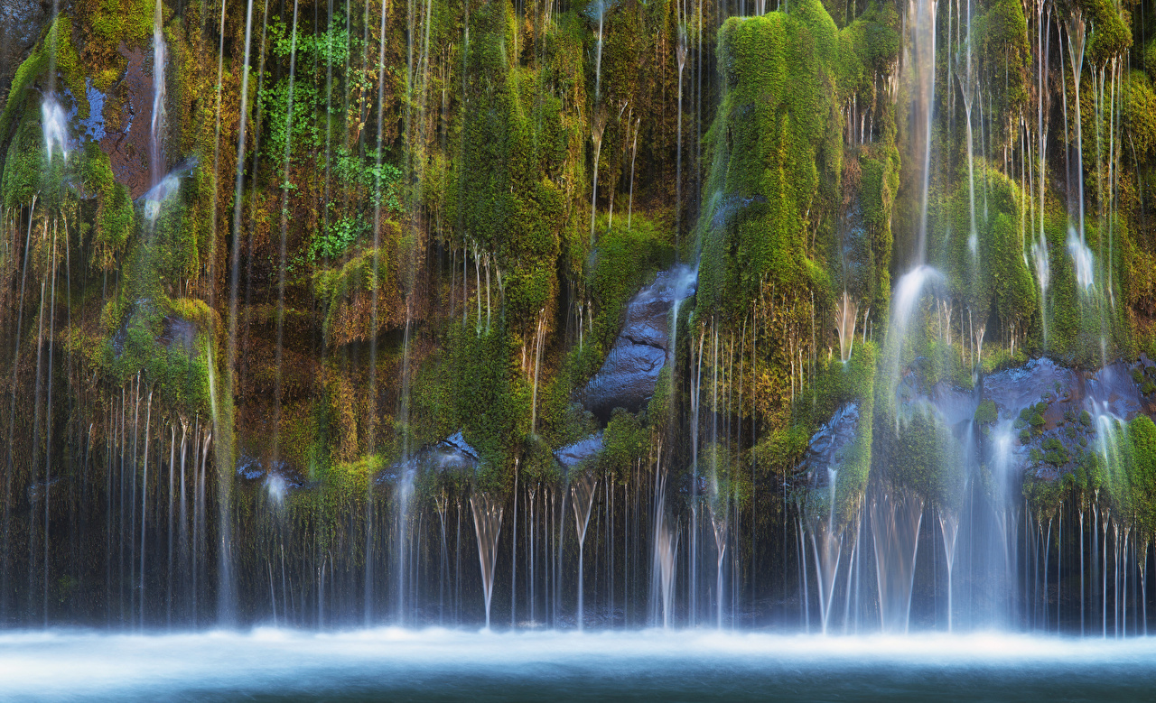 Mossbrae Falls Wallpapers