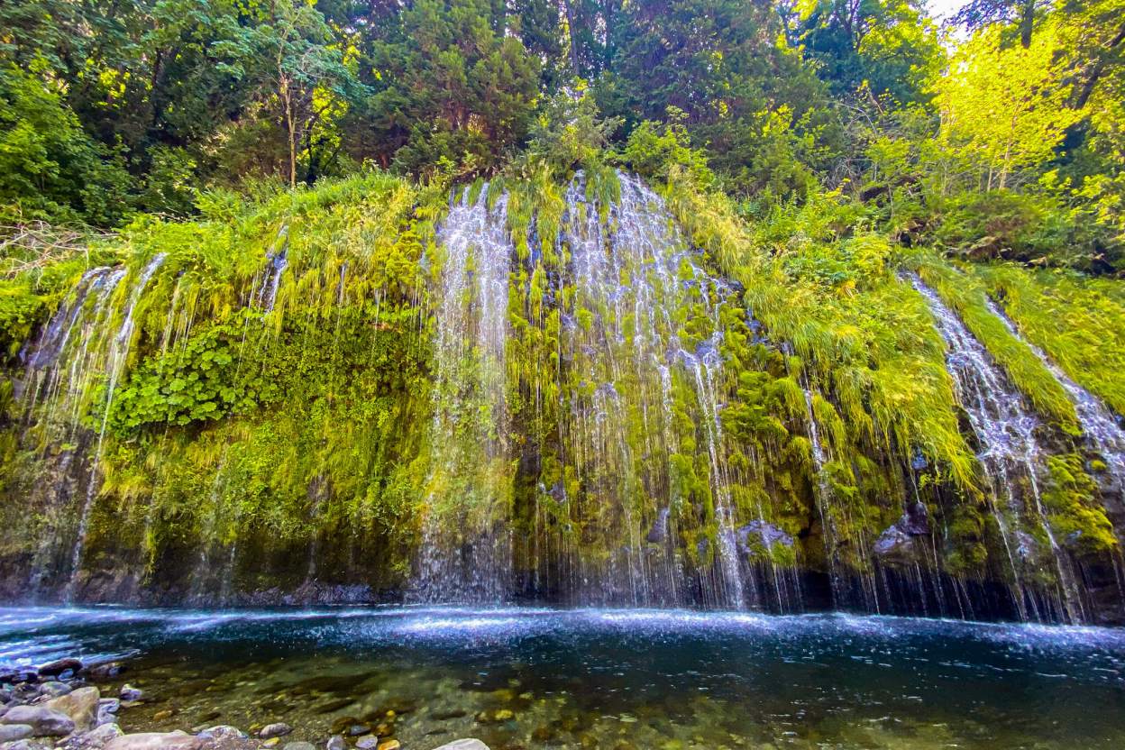 Mossbrae Falls Wallpapers