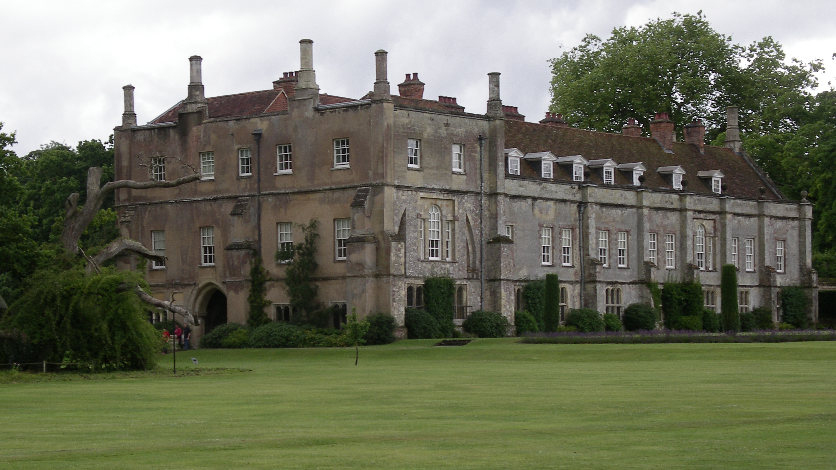 Mottisfont Abbey Wallpapers