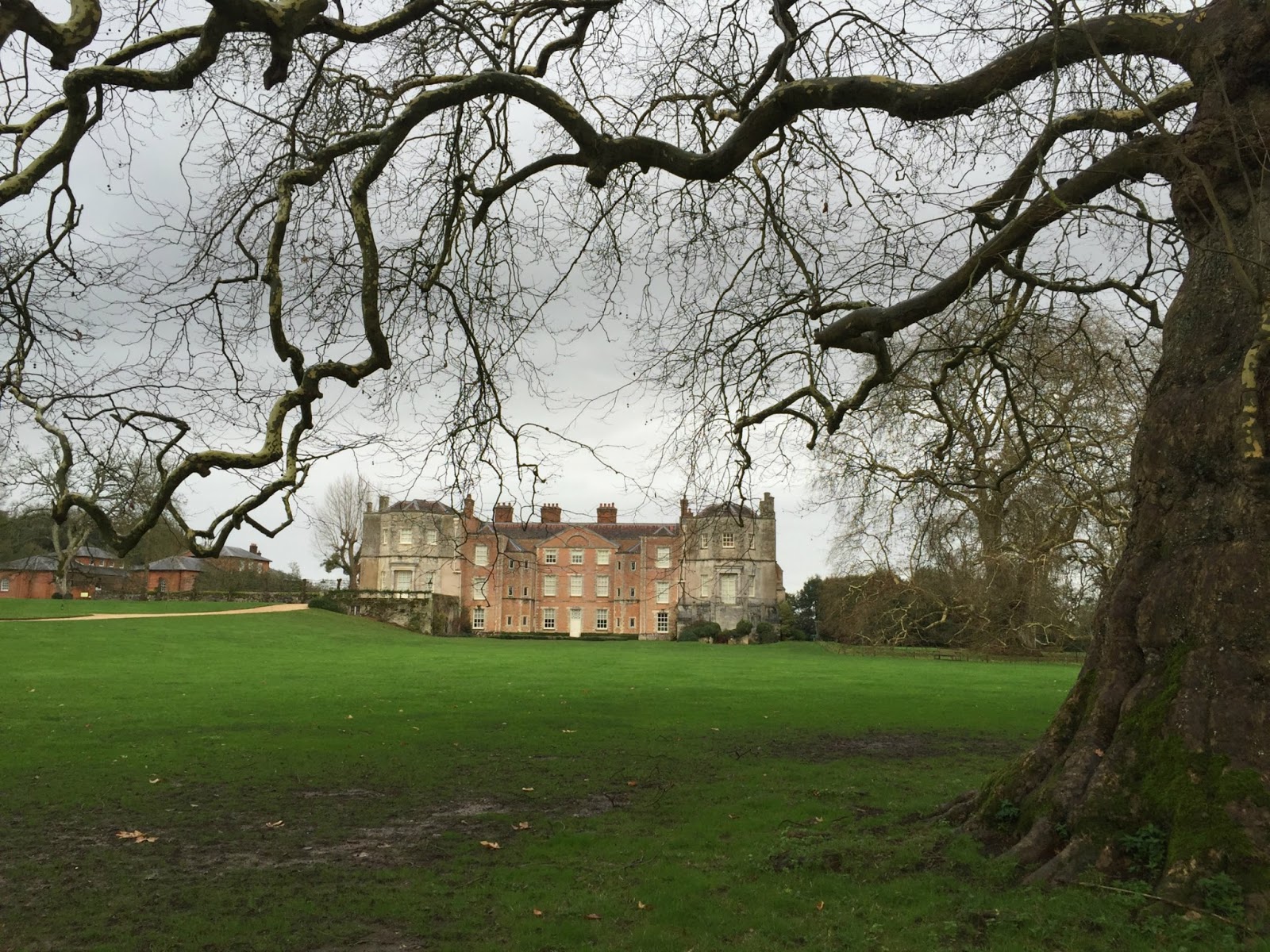 Mottisfont Abbey Wallpapers