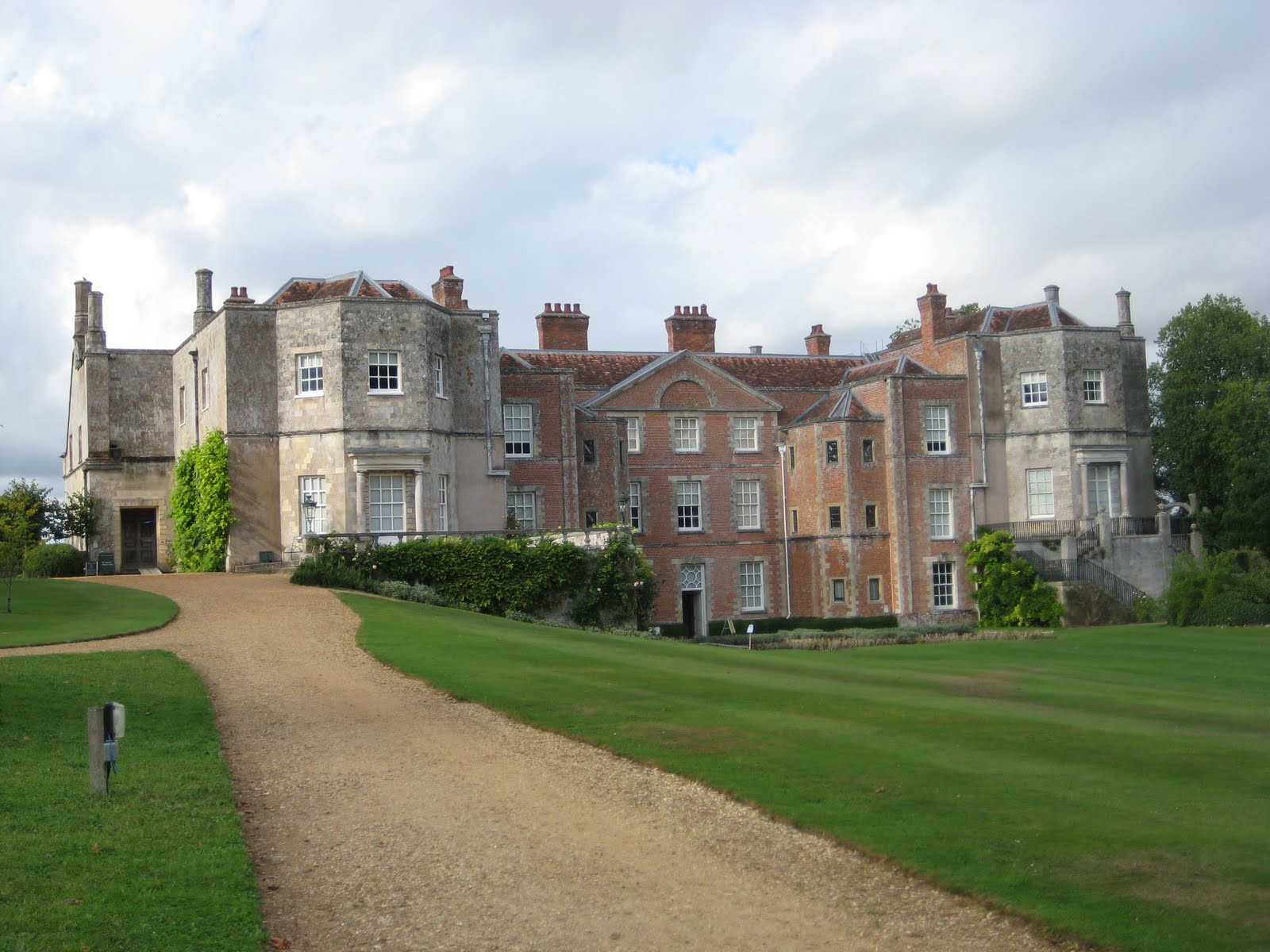 Mottisfont Abbey Wallpapers