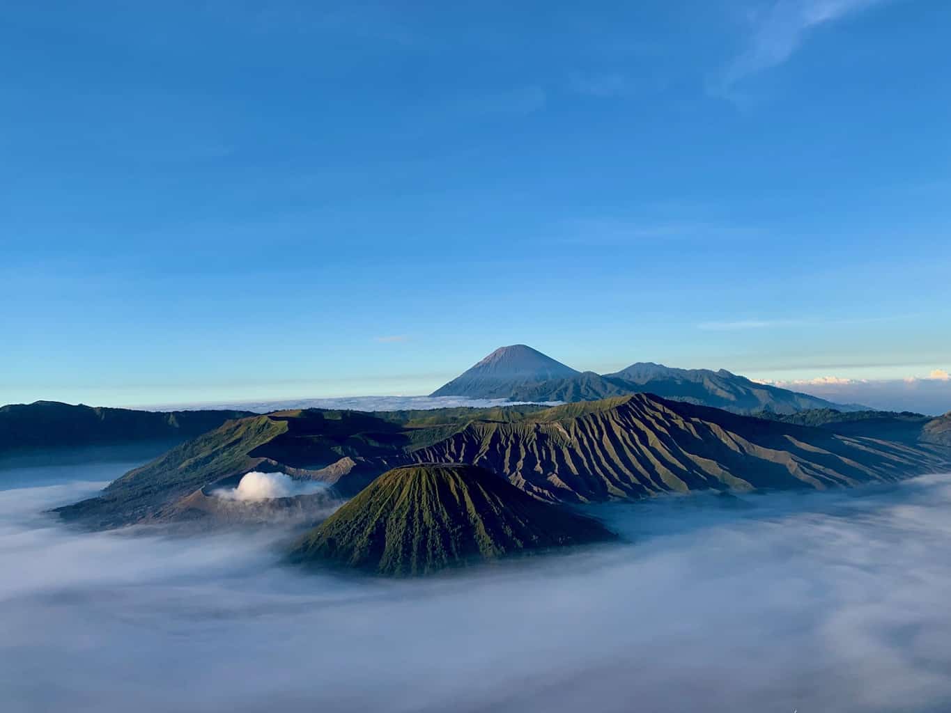 Mount Bromo Cloudy Volcano Wallpapers