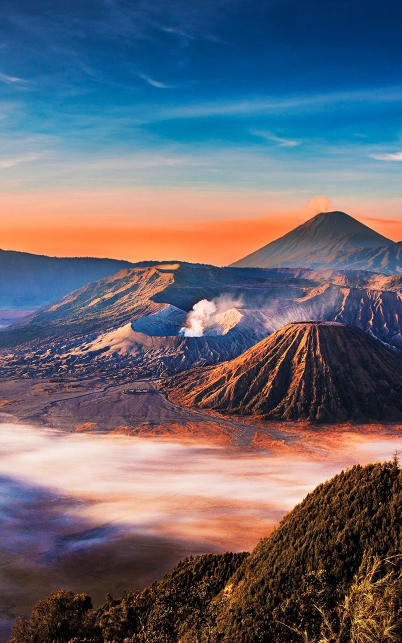 Mount Bromo Cloudy Volcano Wallpapers