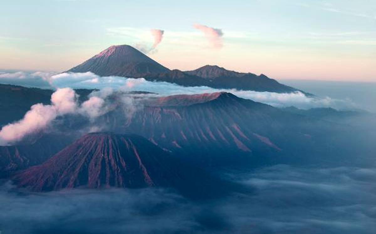 Mount Bromo Cloudy Volcano Wallpapers