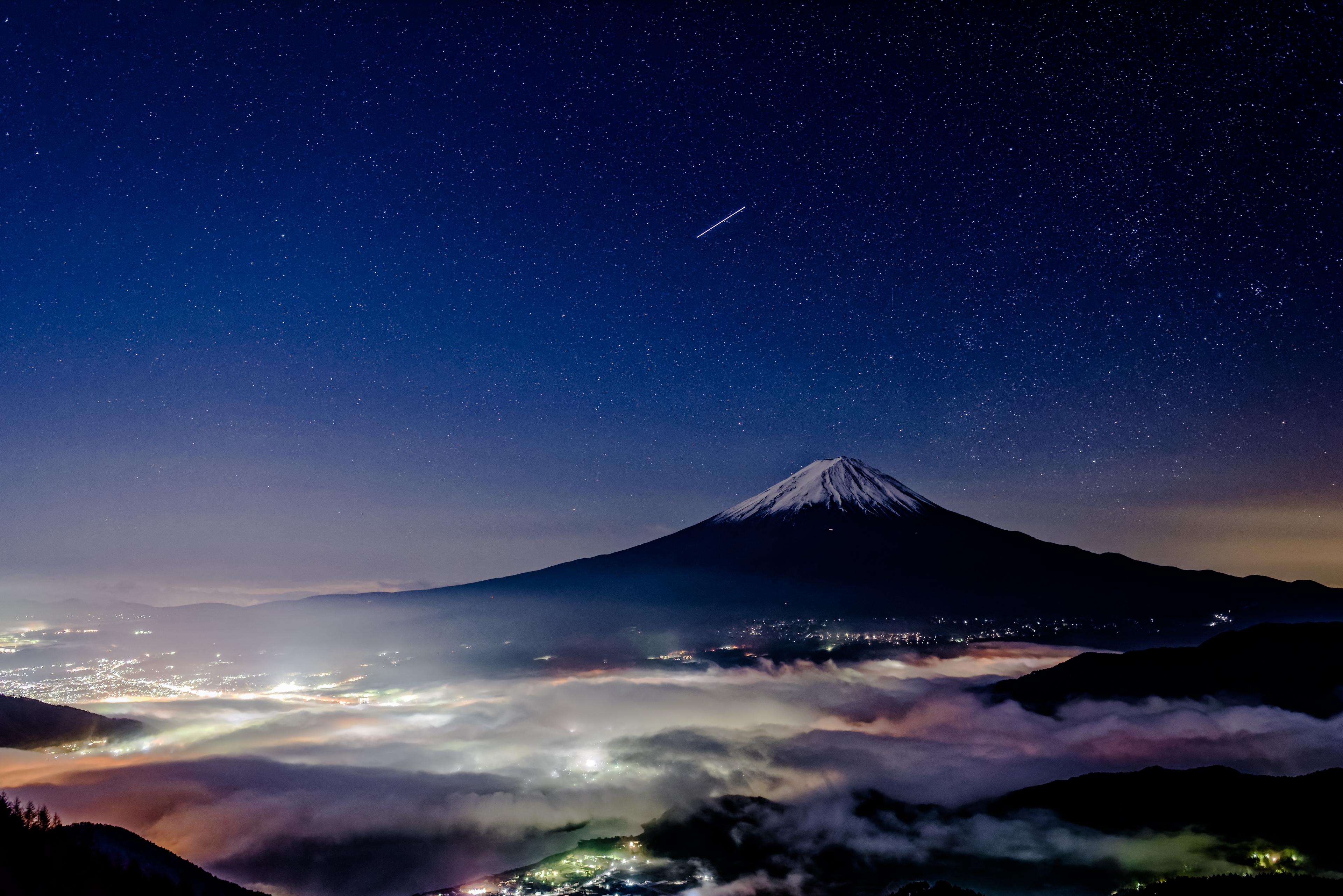 Mount Fuji 4K Japan Photography Night Wallpapers