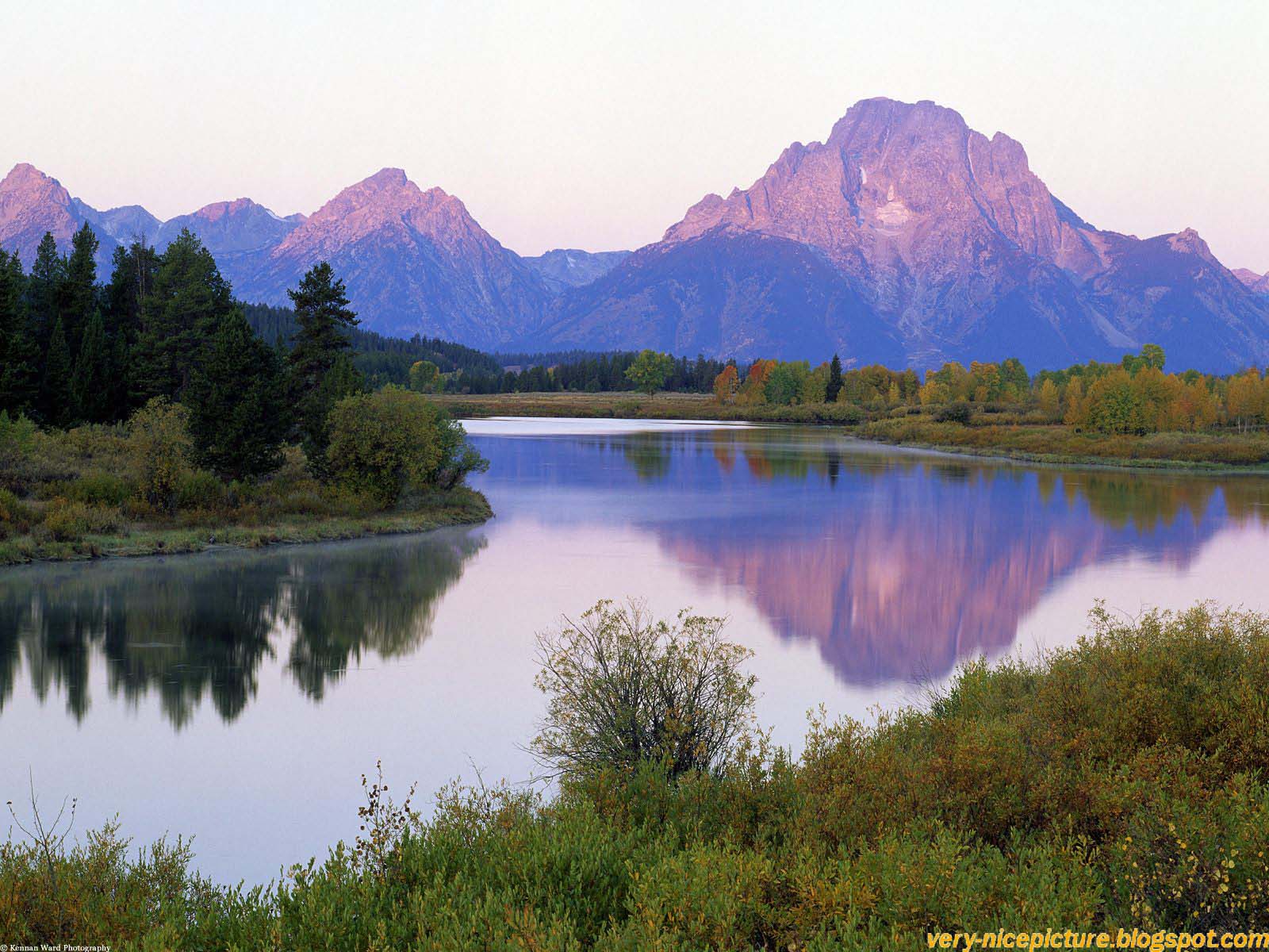 Mount Moran Wallpapers