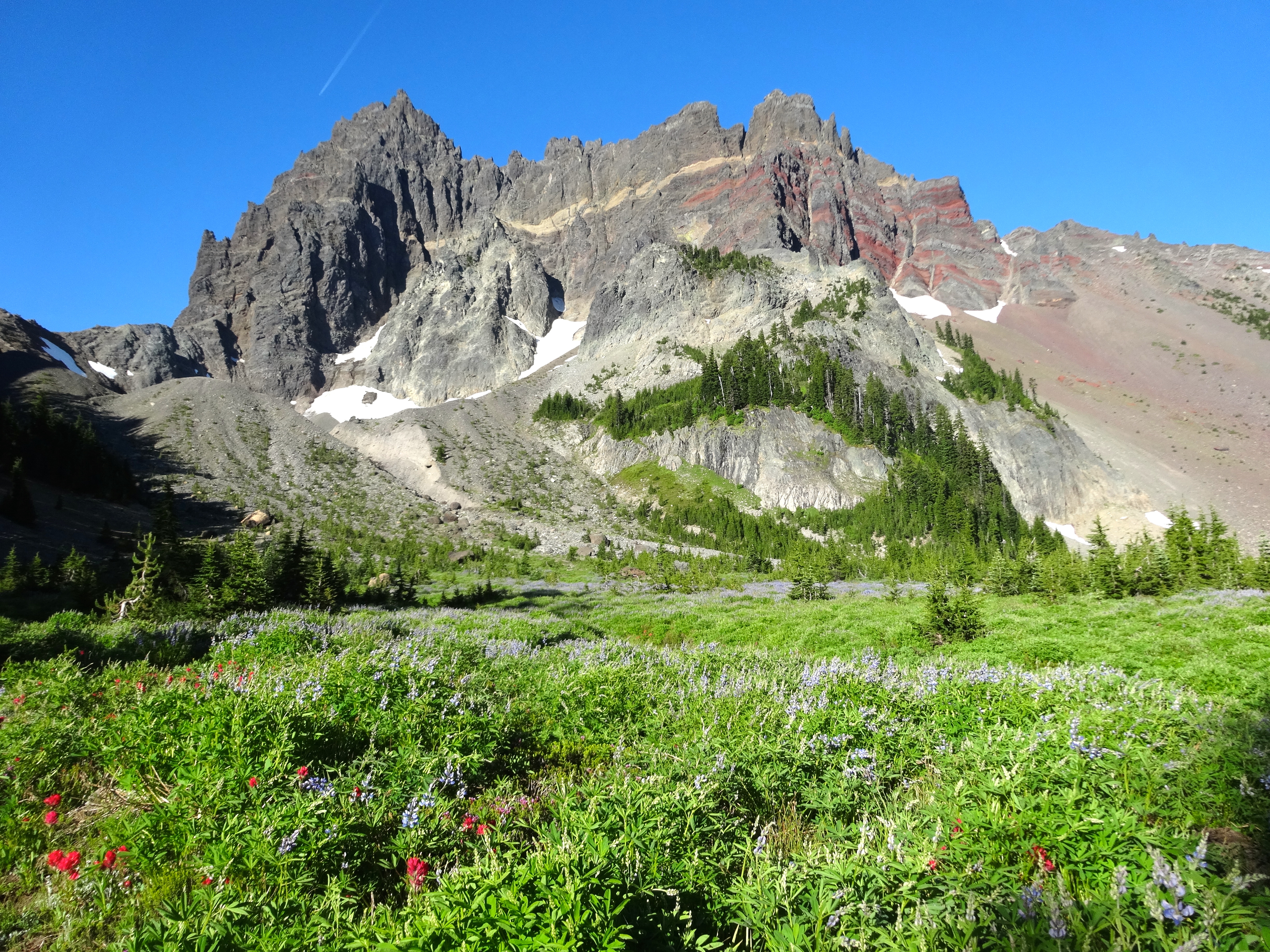 Mount Three Fingered Jack Wallpapers