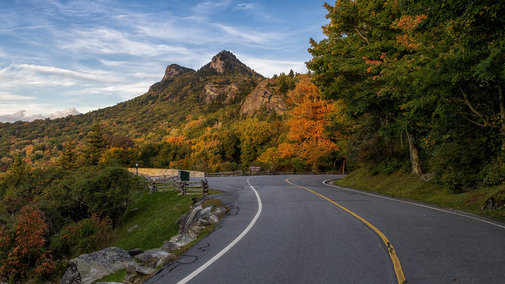 Mountain Fall Foliage Wallpapers