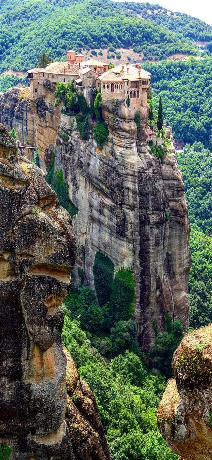 Mountain In Meteora Greece Wallpapers