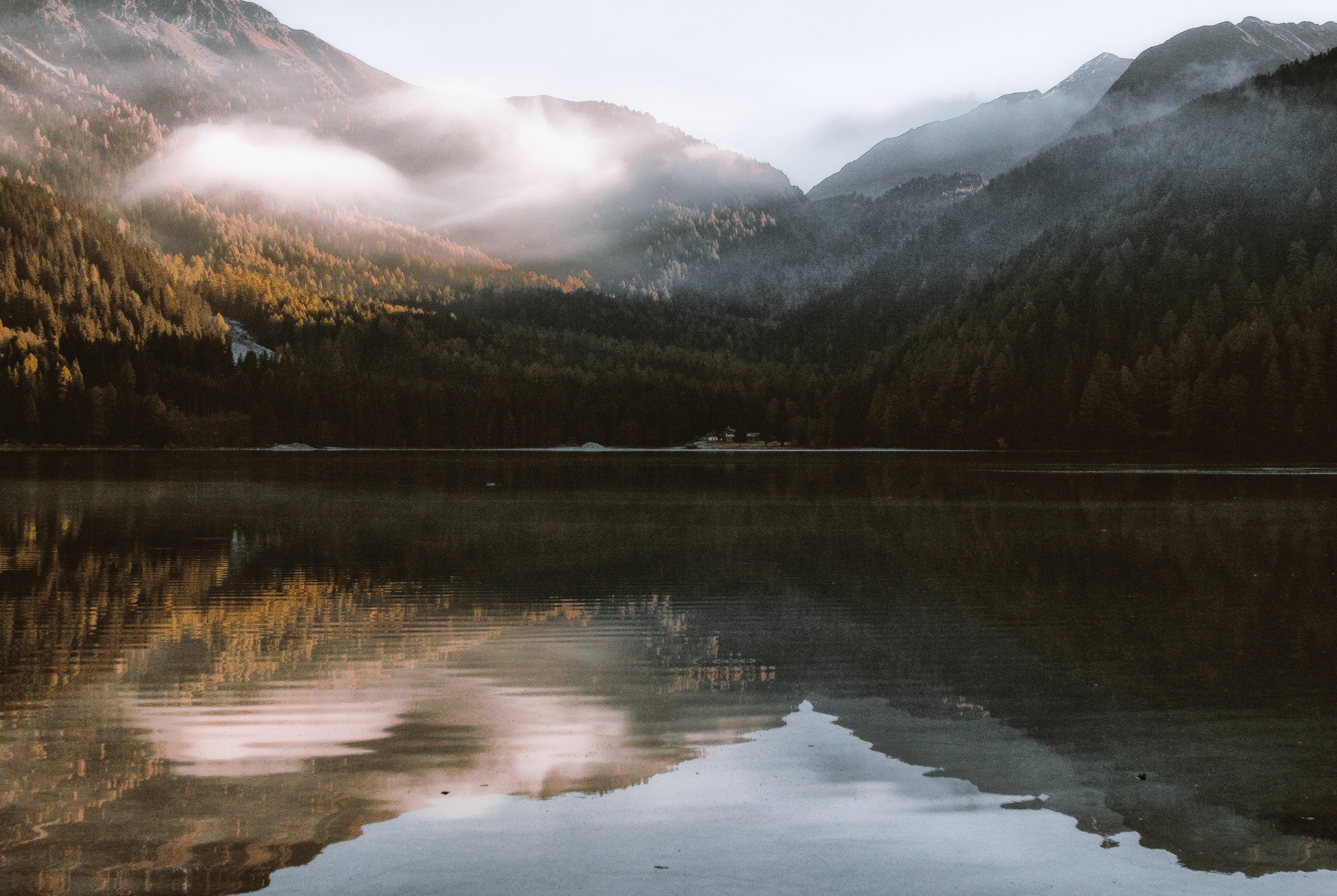 Mountain Reflection Over Lake In Dawn Wallpapers