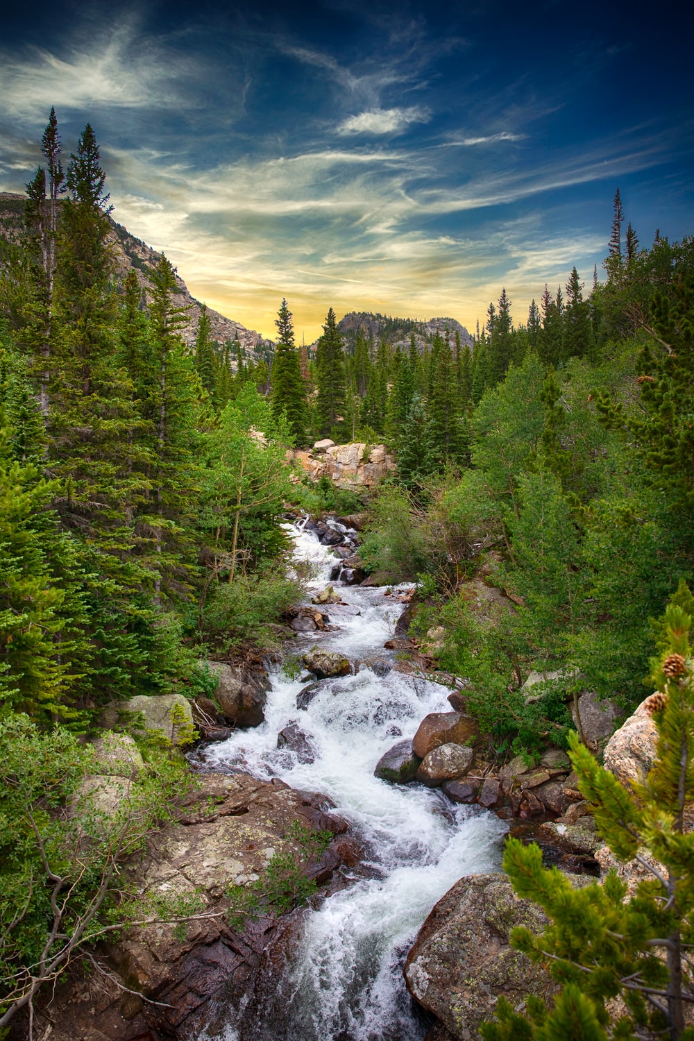 Mountain River Wallpapers