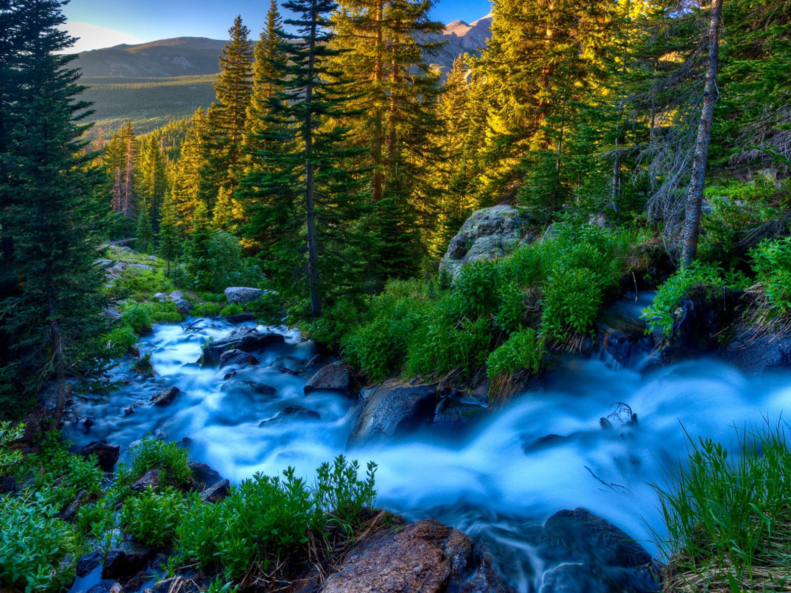 Mountain River Wallpapers