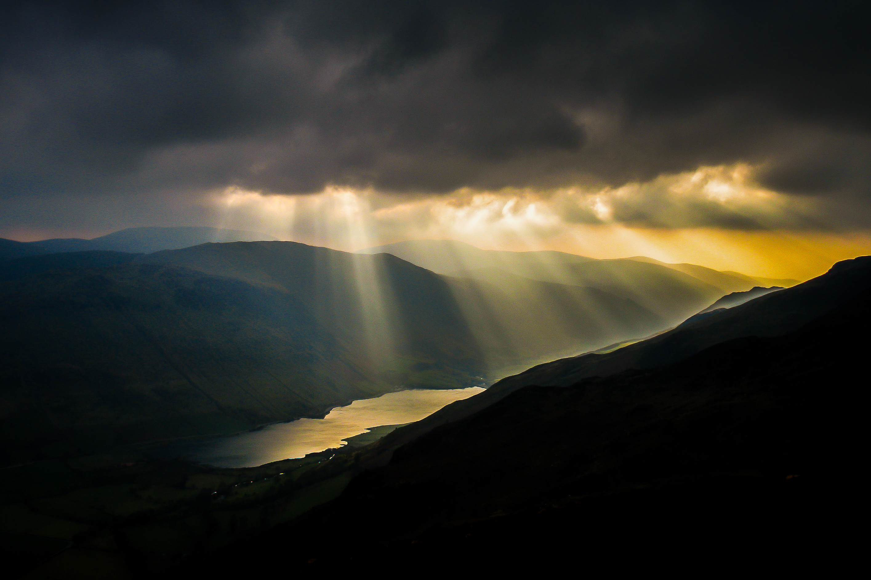 Mountain Shadow Dark Cloud And Light Wallpapers