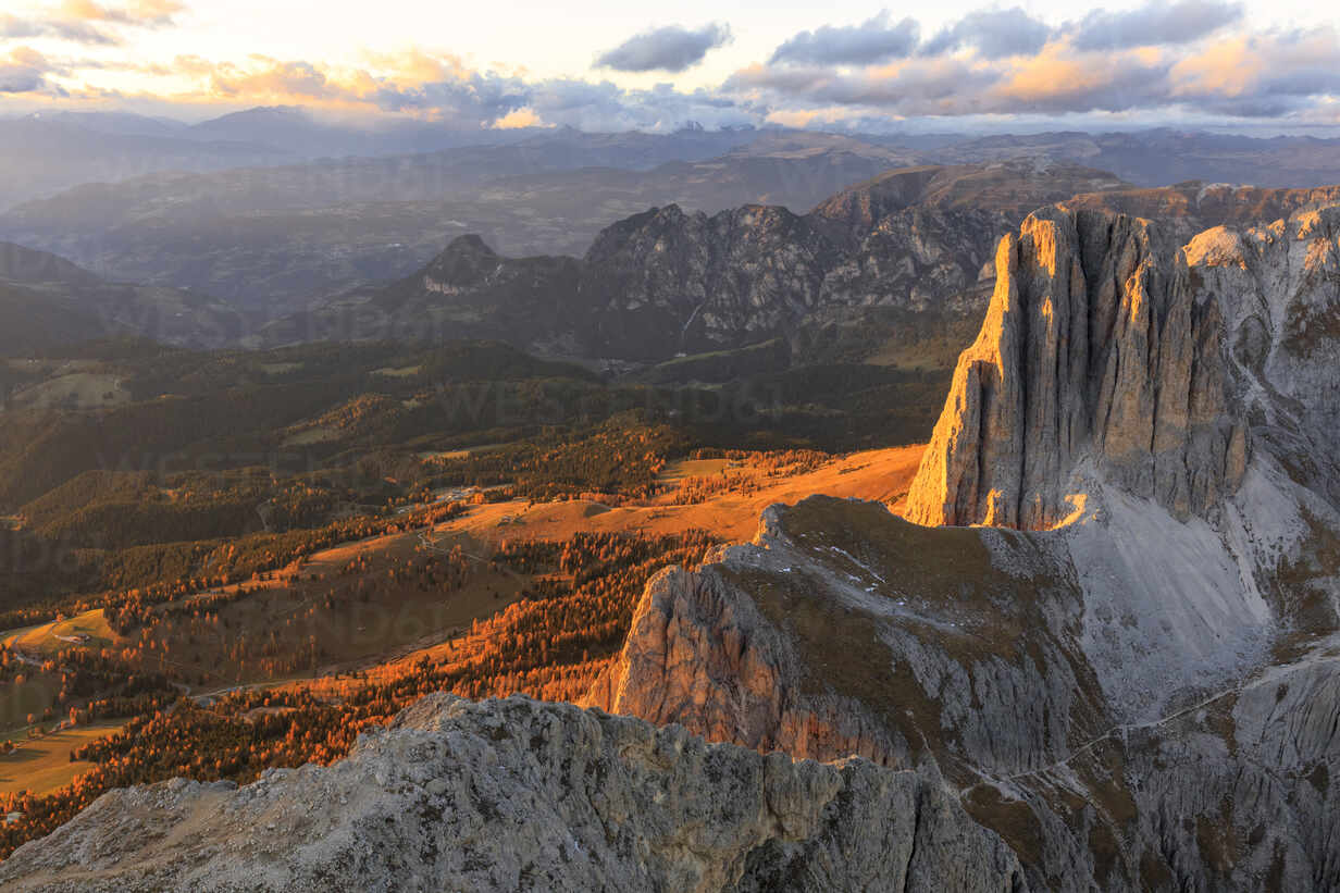 Mountain View In Italy Sunset Wallpapers