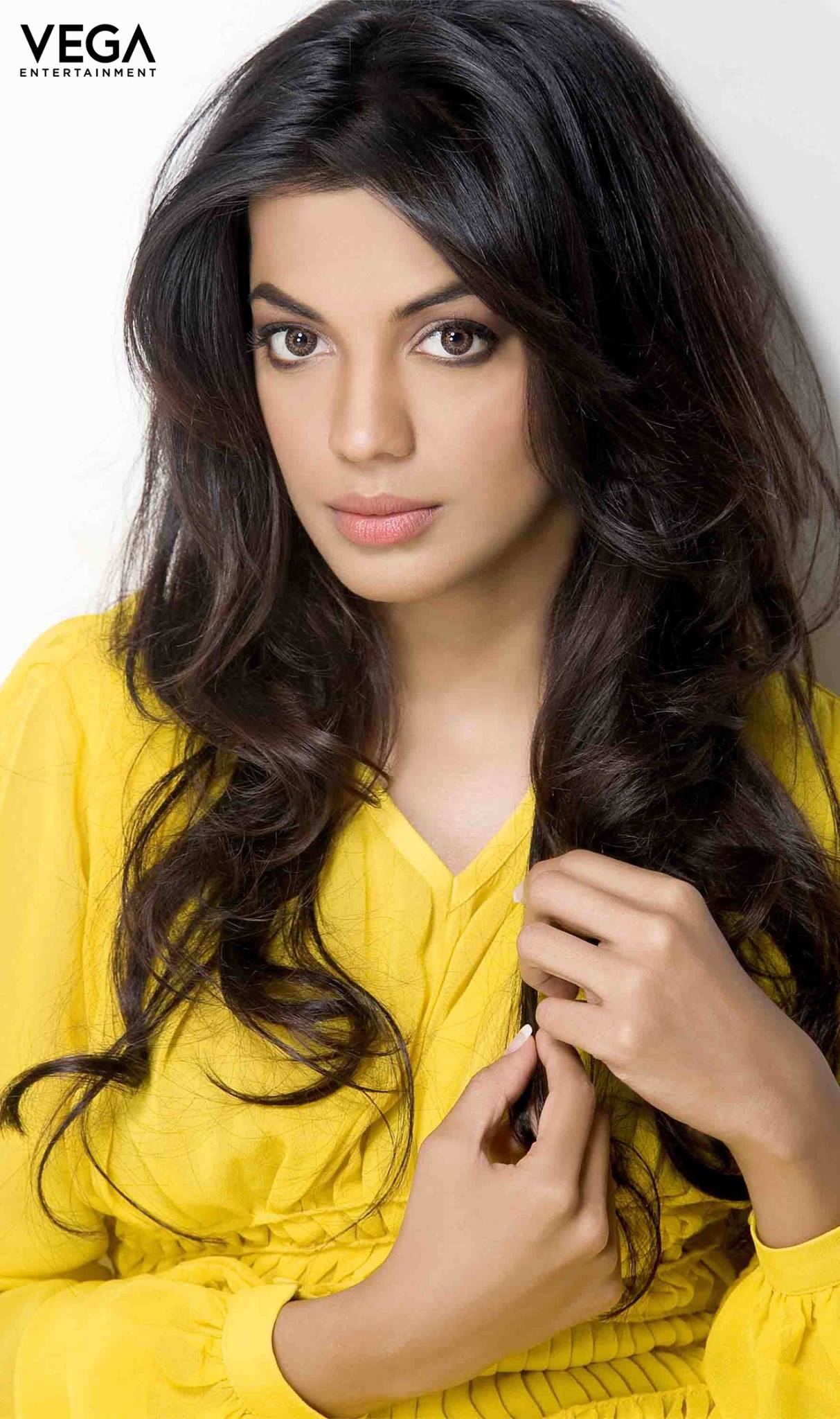 Mugdha Godse Wallpapers