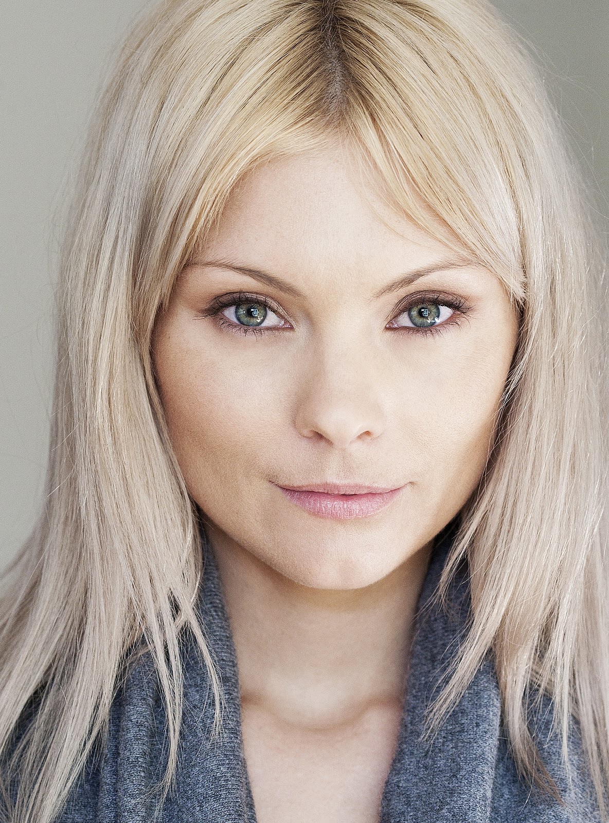 Myanna Buring Wallpapers