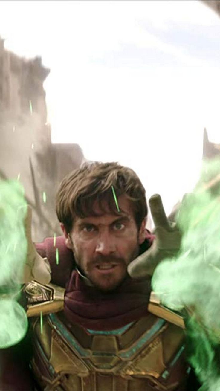 Mysterio In Spiderman Movie Wallpapers