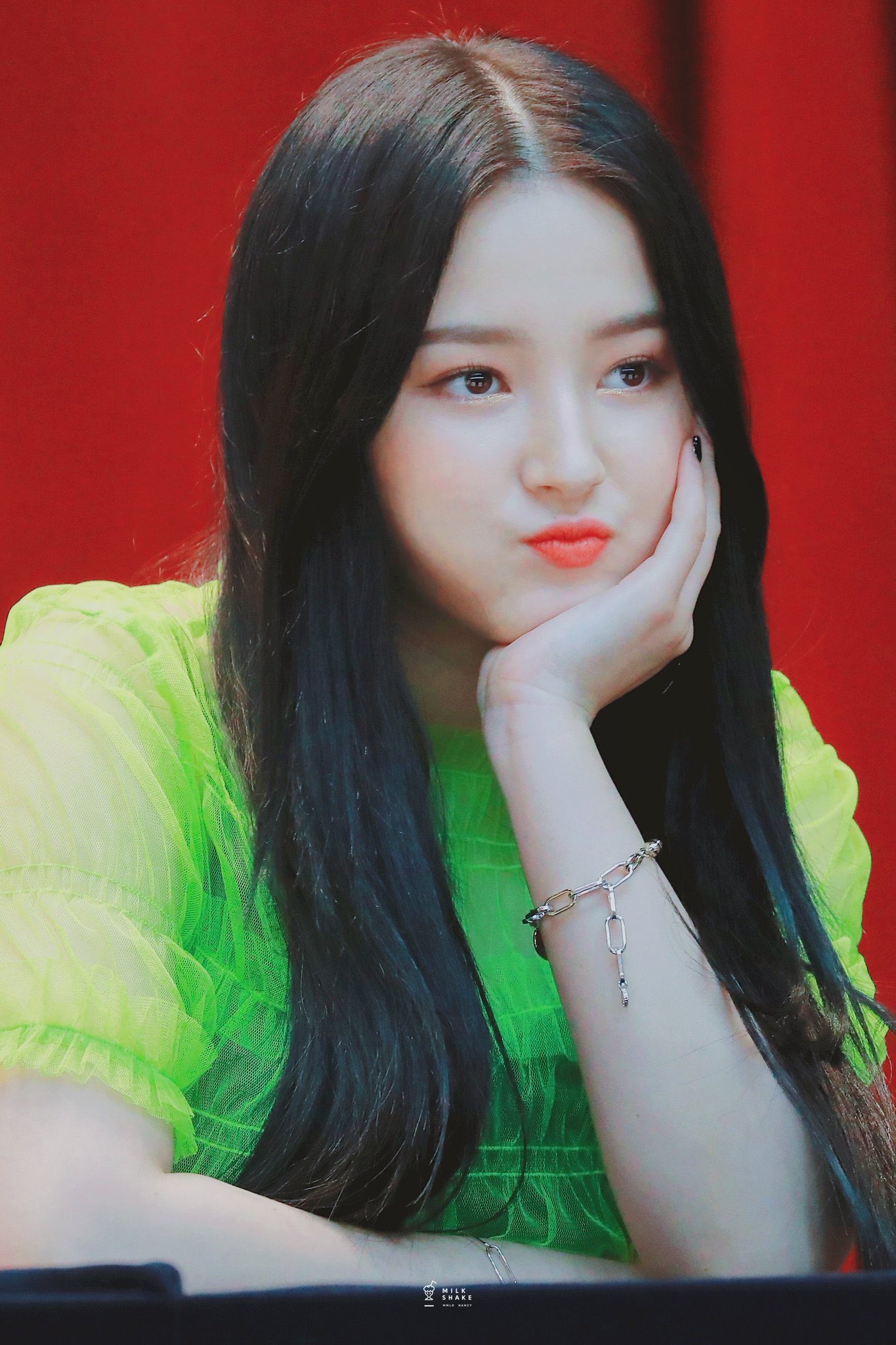 Nancy Momoland Photoshoot Wallpapers