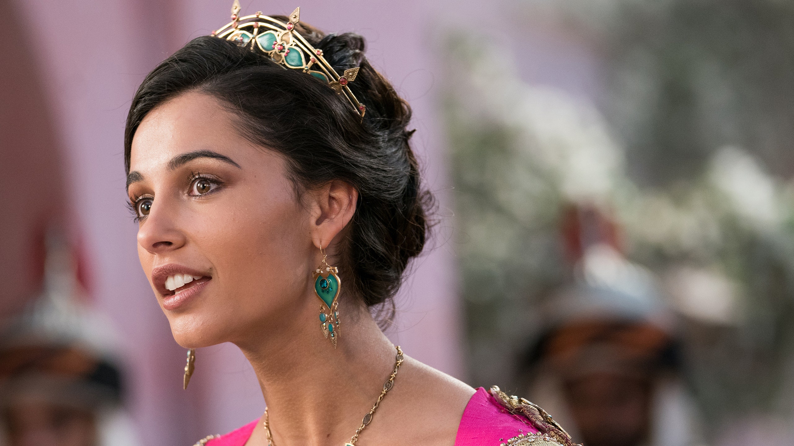 Naomi Scott Aka Jasmine Aladdin Actress Wallpapers