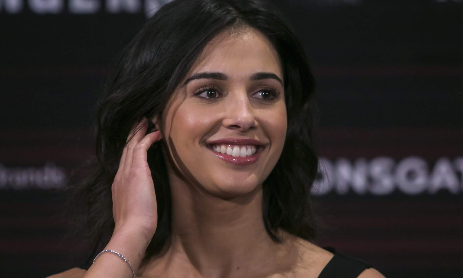 Naomi Scott Aka Jasmine Aladdin Actress Wallpapers