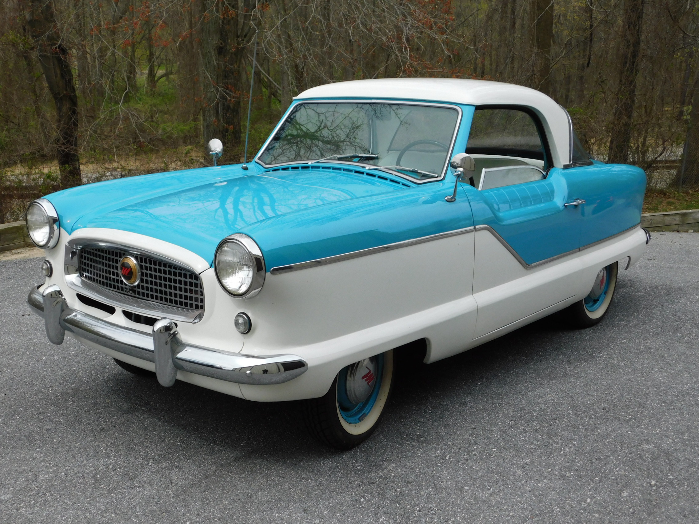 Nash Metropolitan Wallpapers