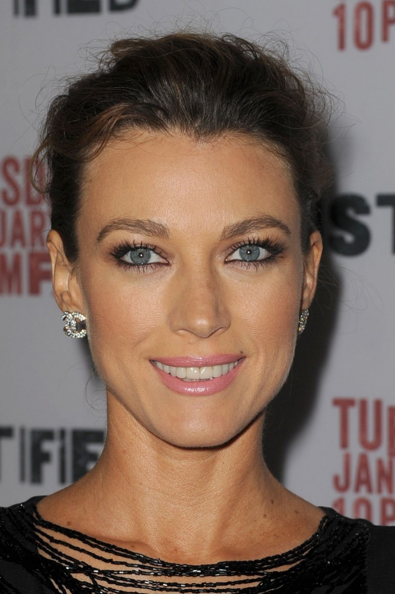 Natalie Zea Wallpapers