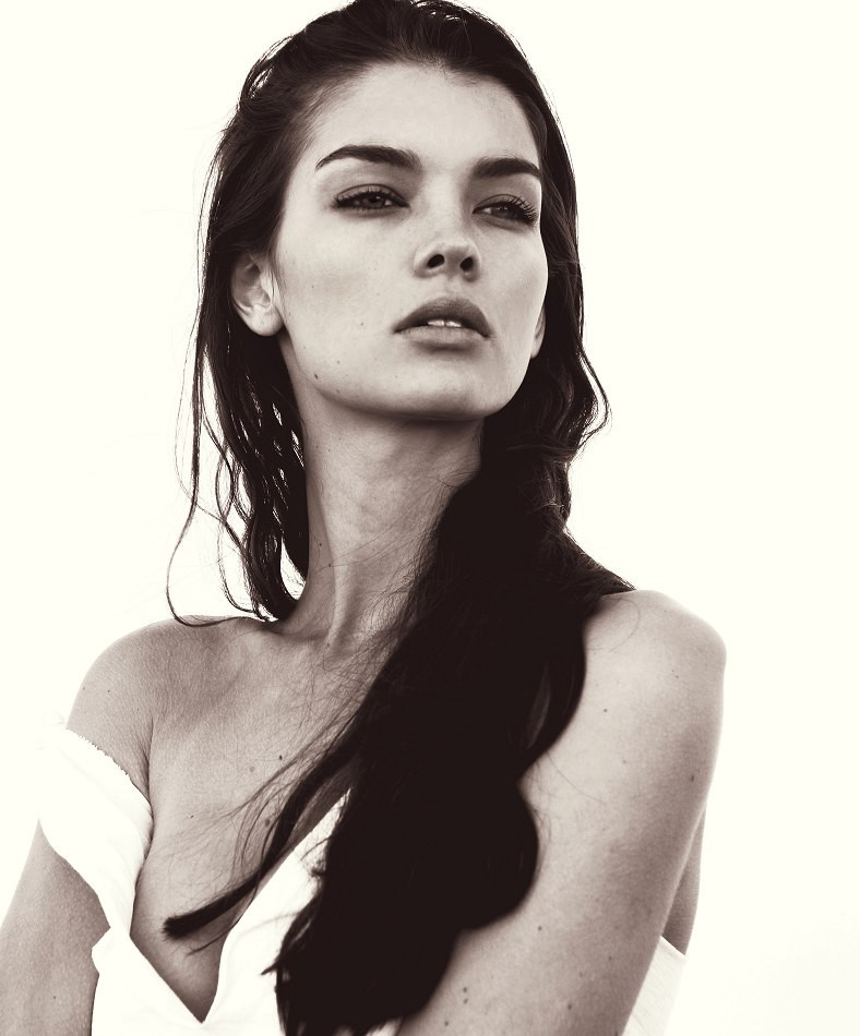 Natasha Barnard Model Photoshot Wallpapers