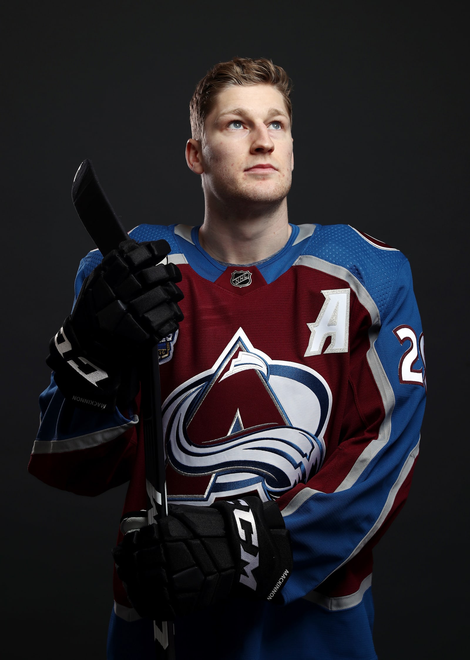 Nathan Mackinnon Wallpapers