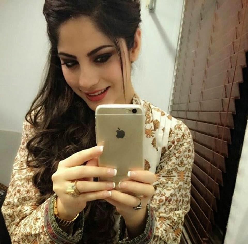 Neelam Muneer Hot Wallpapers