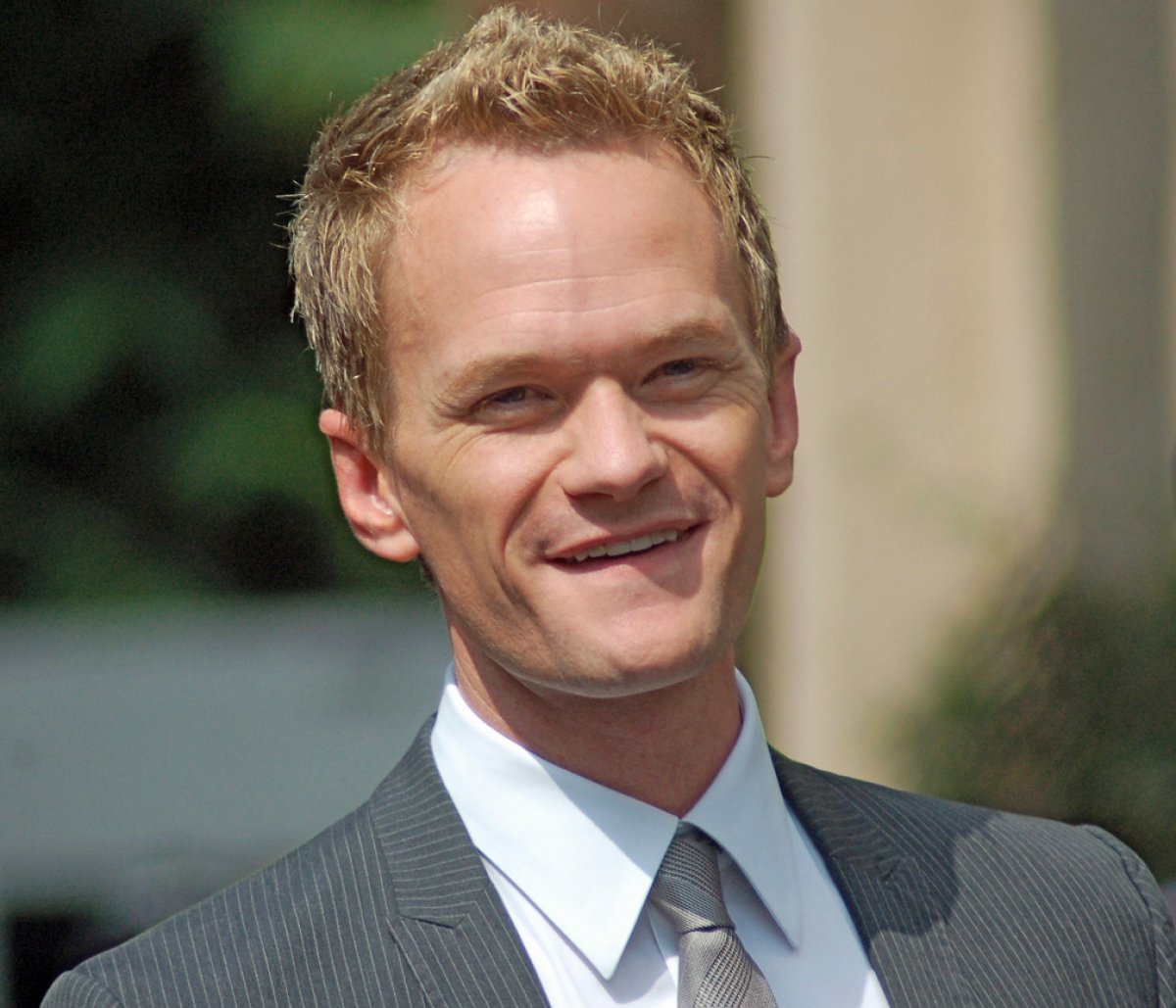 Neil Patrick Harris 8-Bit Christmas Movie Wallpapers