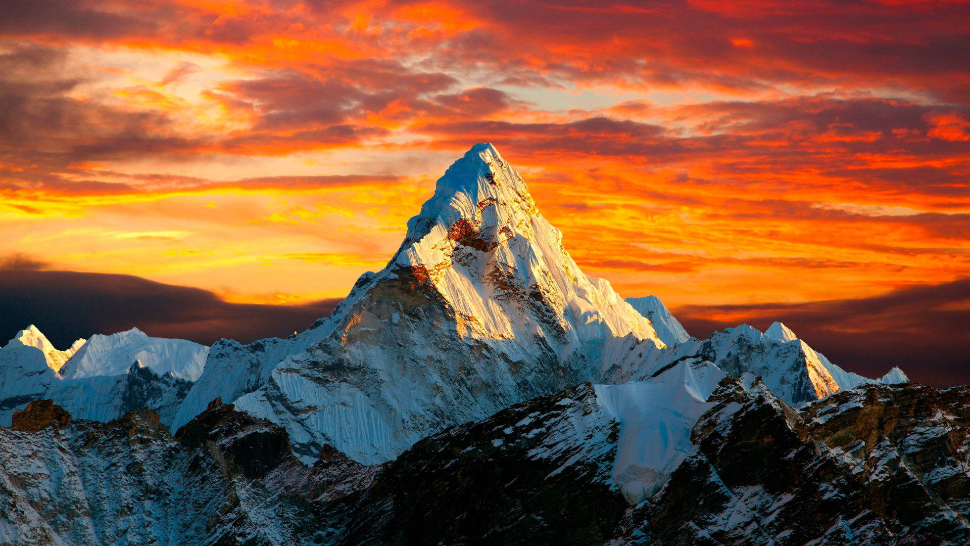 Nepal Mountains In Sunset Wallpapers