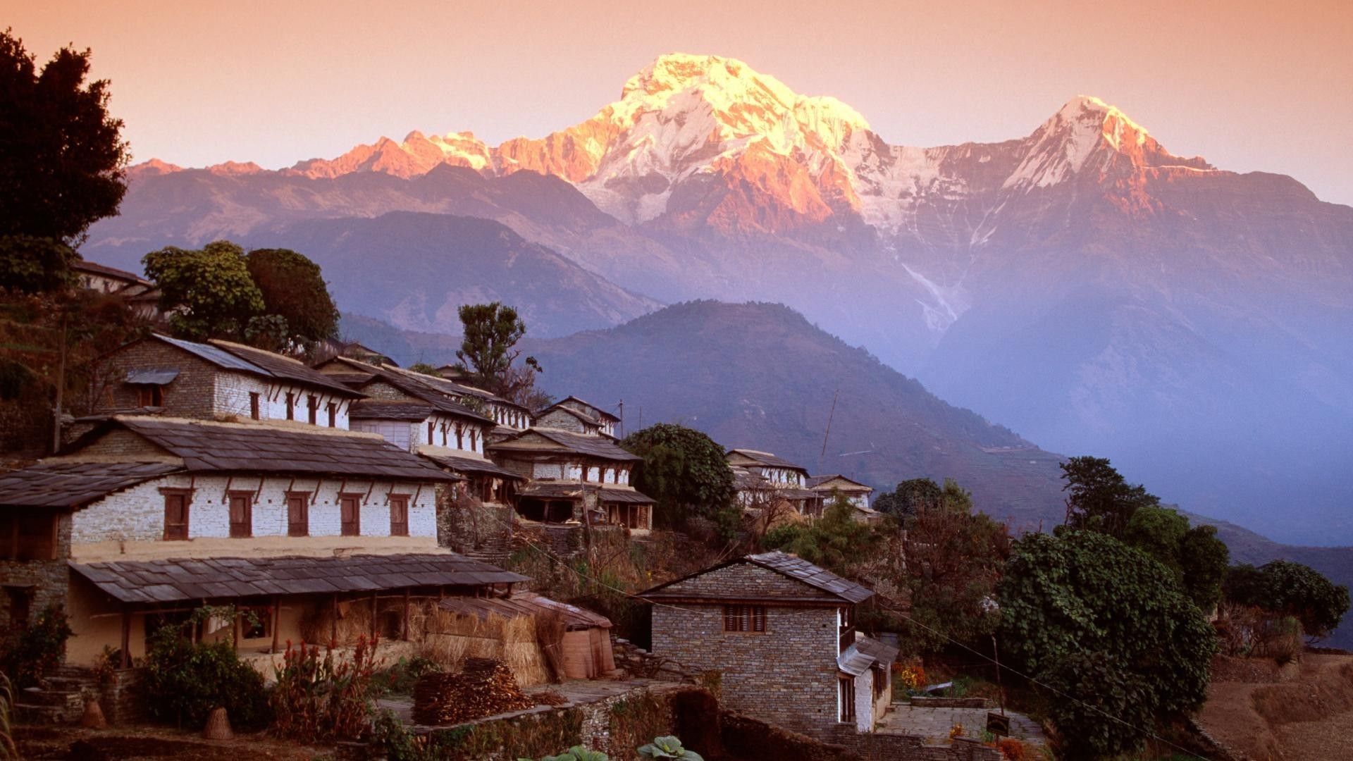 Nepal Mountains In Sunset Wallpapers