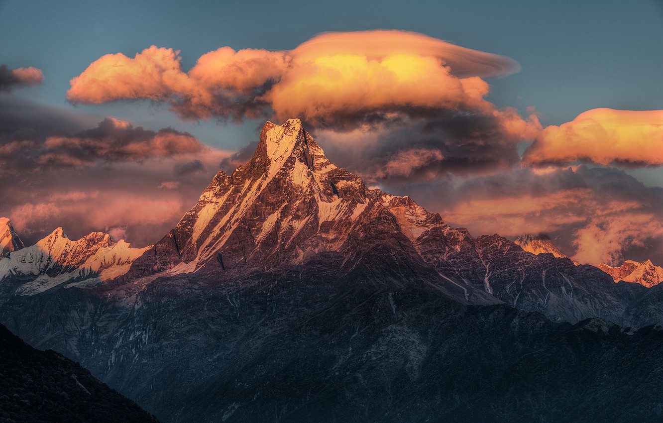 Nepal Mountains In Sunset Wallpapers