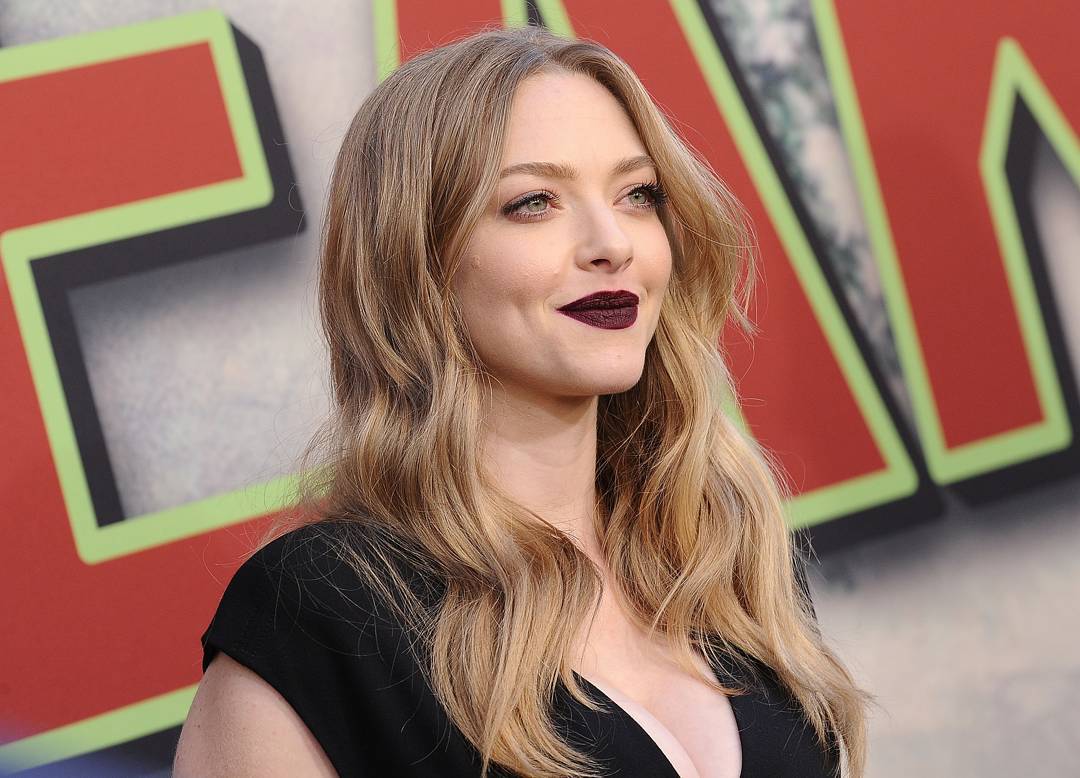 New Amanda Seyfried Actress 2021 Wallpapers