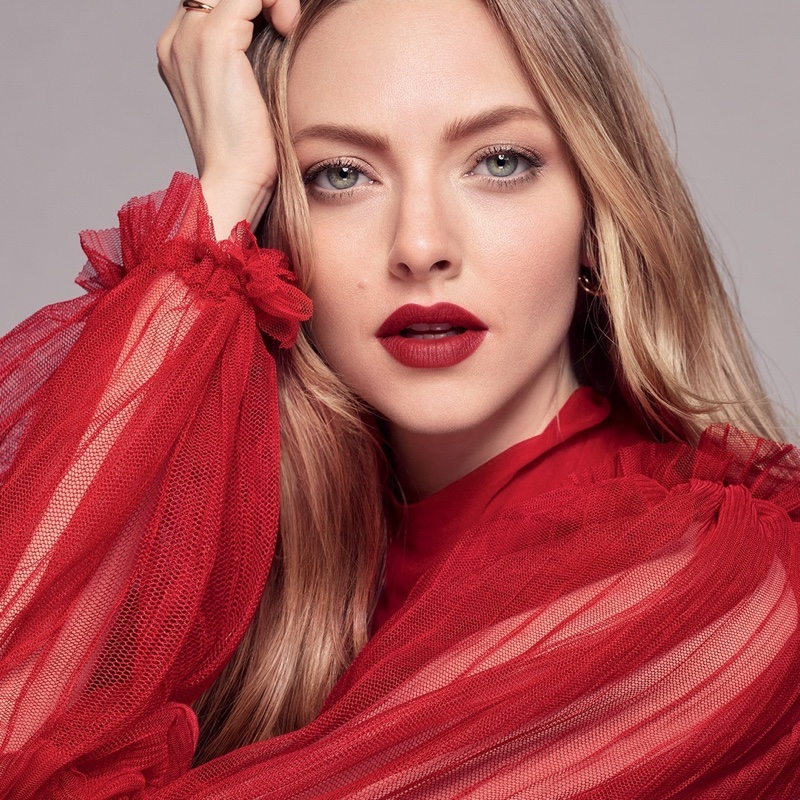 New Amanda Seyfried Actress 2021 Wallpapers