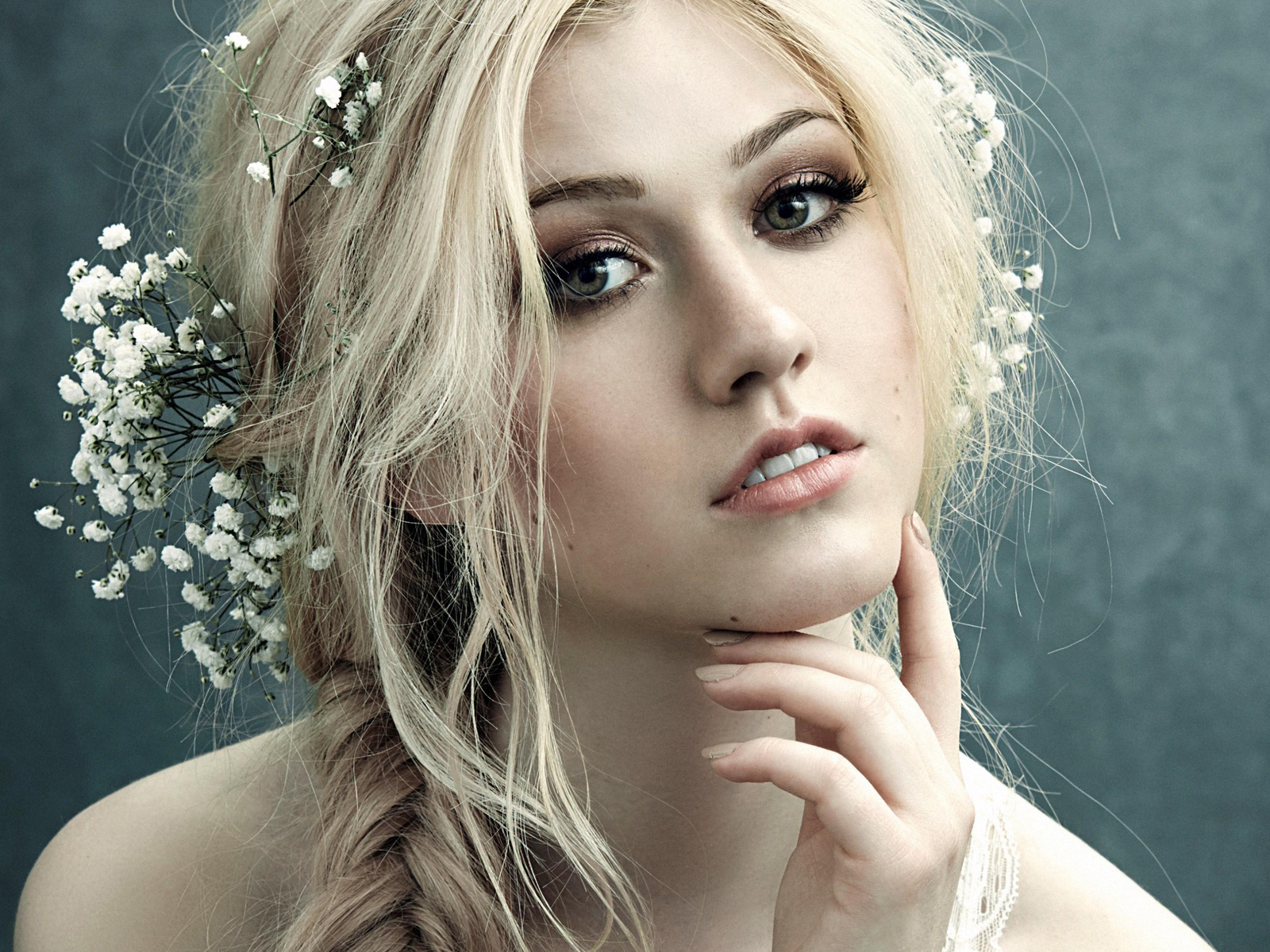 New Beautiful Katherine McNamara Wallpapers