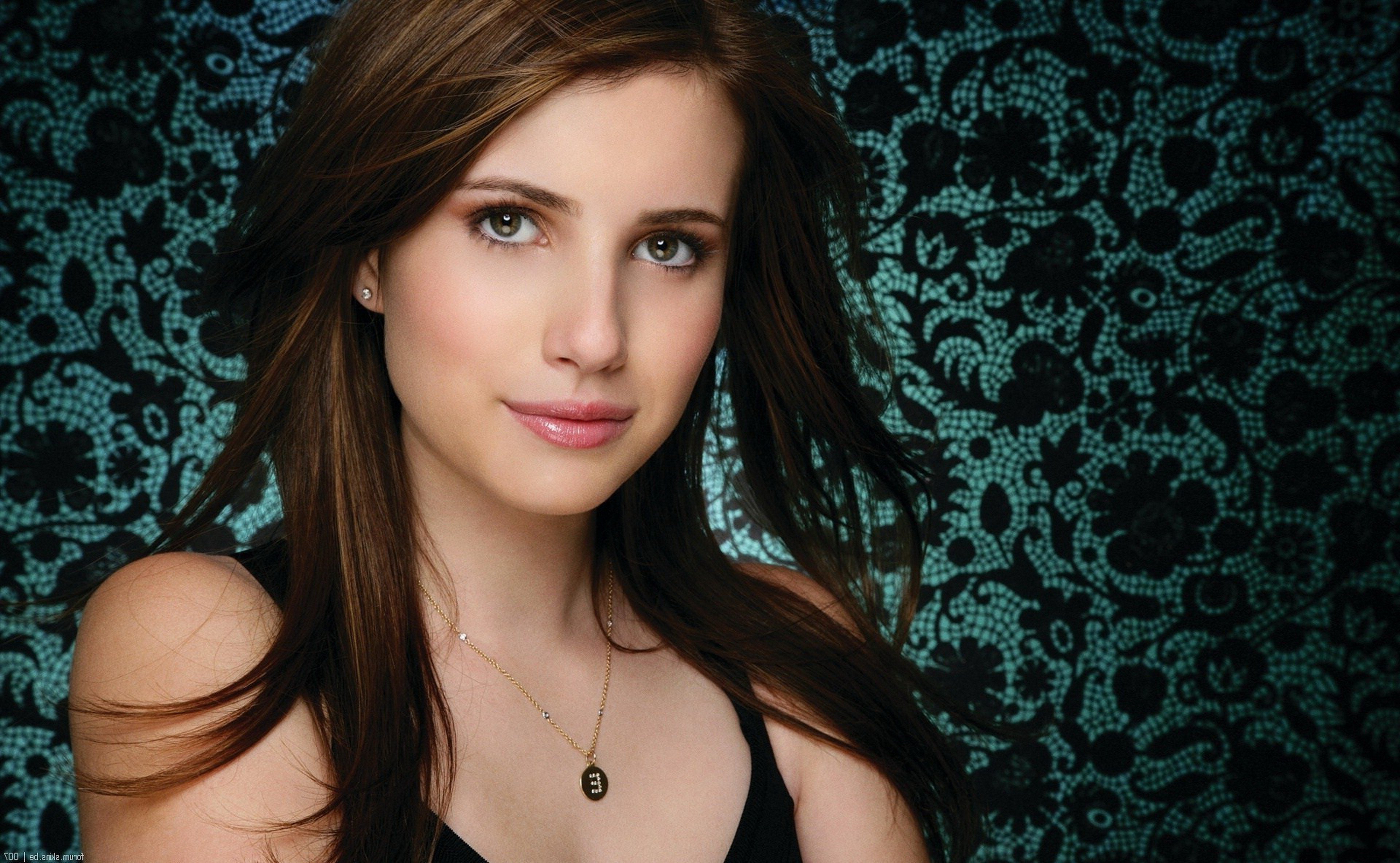 New Emma Roberts 2021 Wallpapers