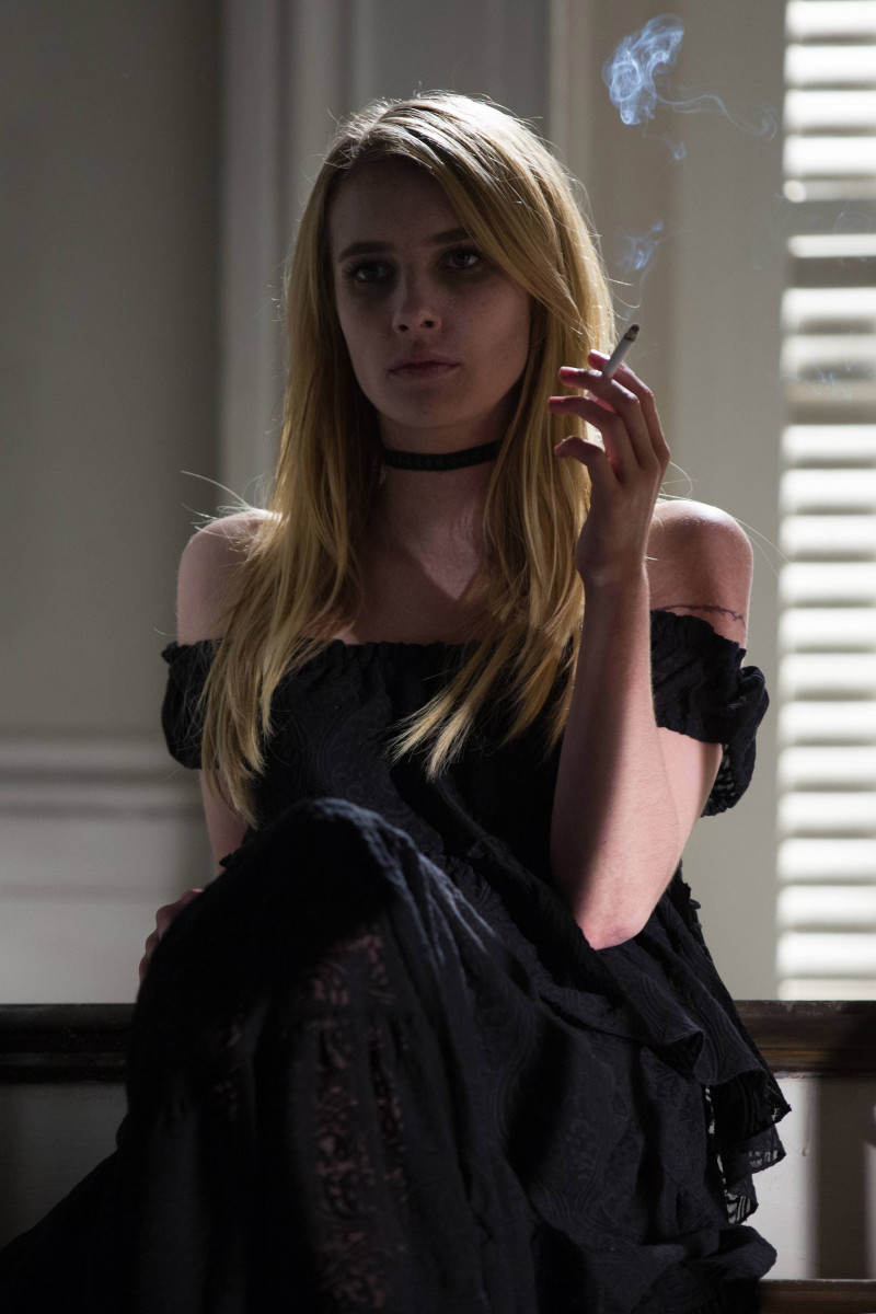 New Emma Roberts 2021 Wallpapers