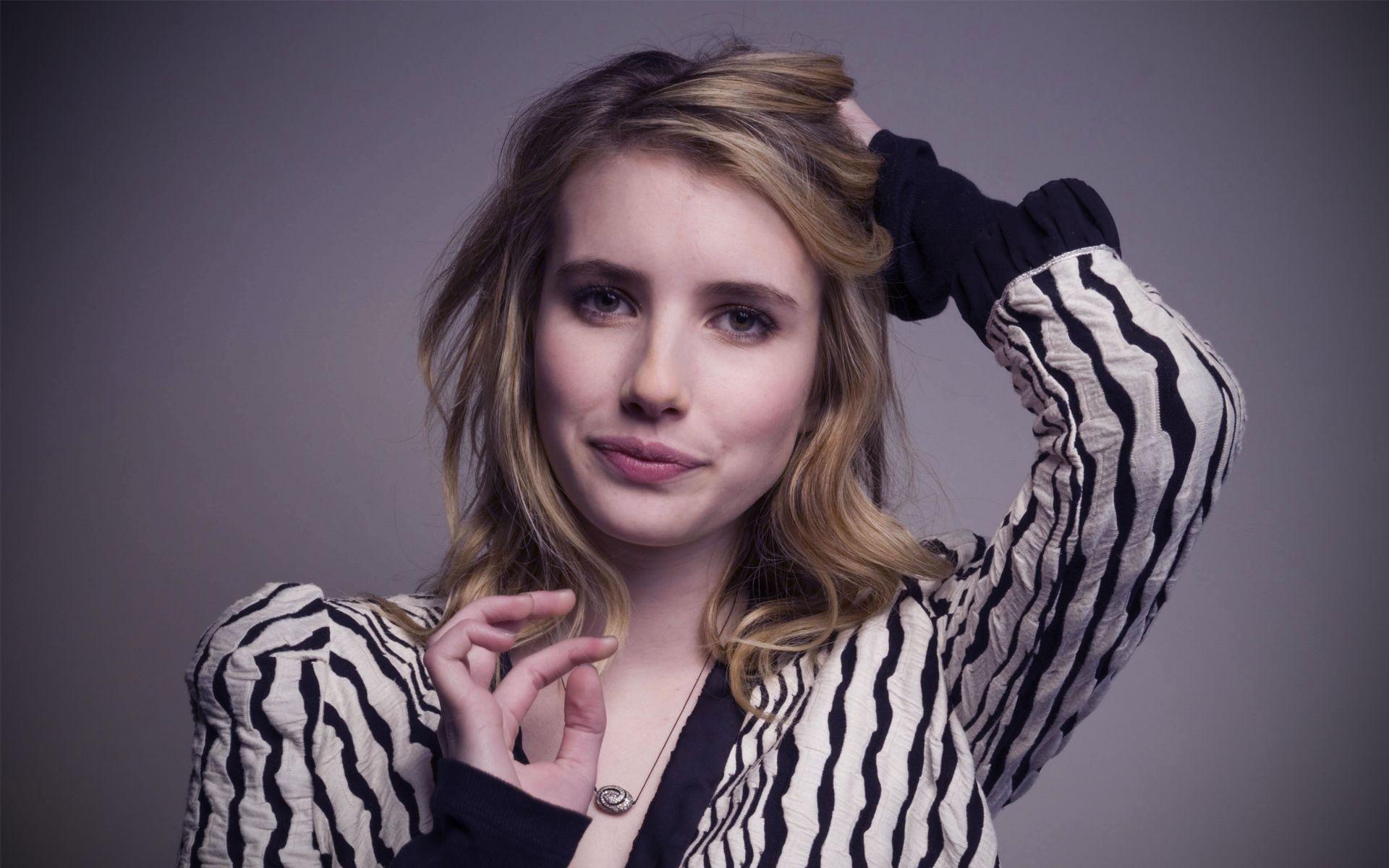 New Emma Roberts Wallpapers