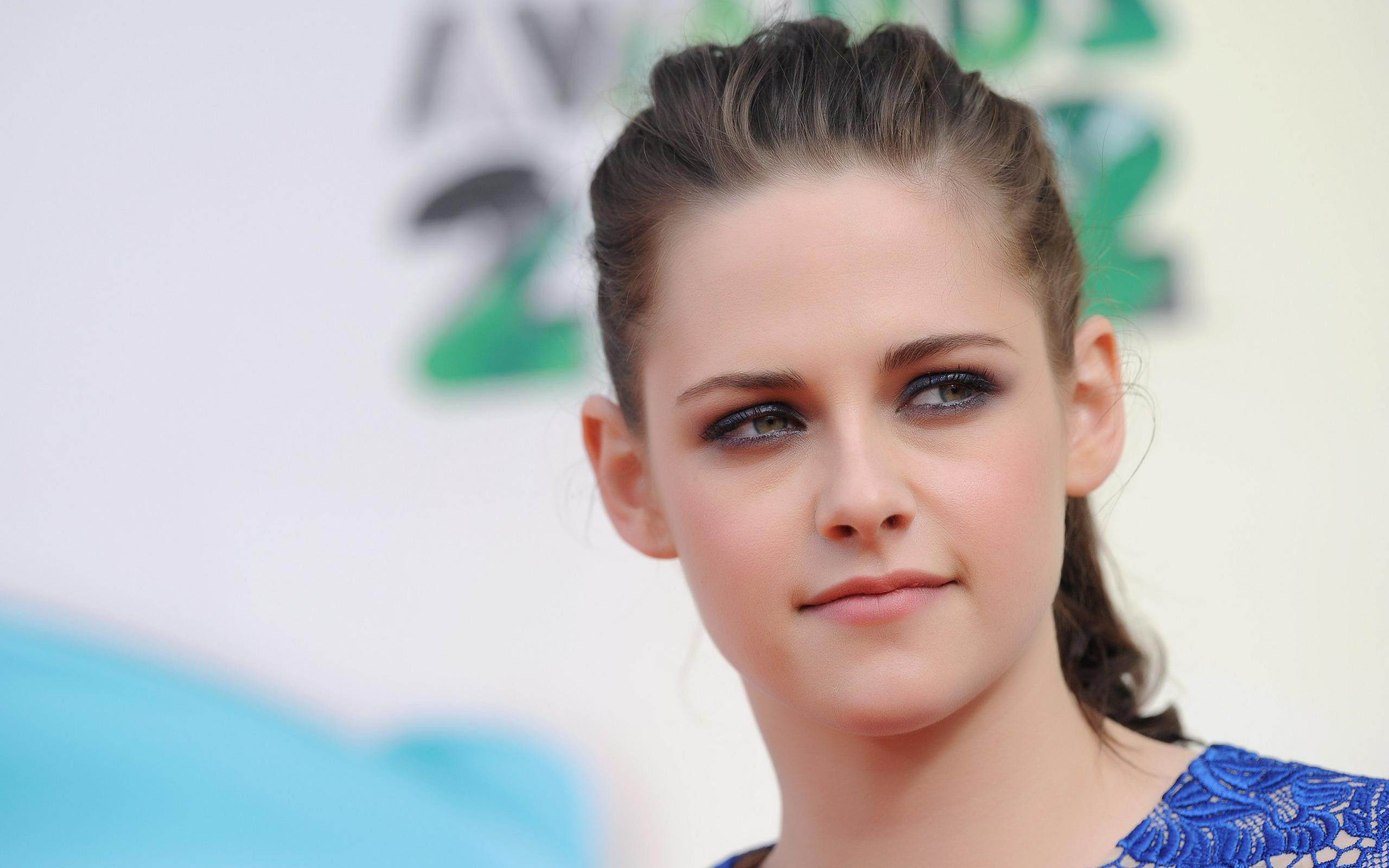 New Kristen Stewart Wallpapers