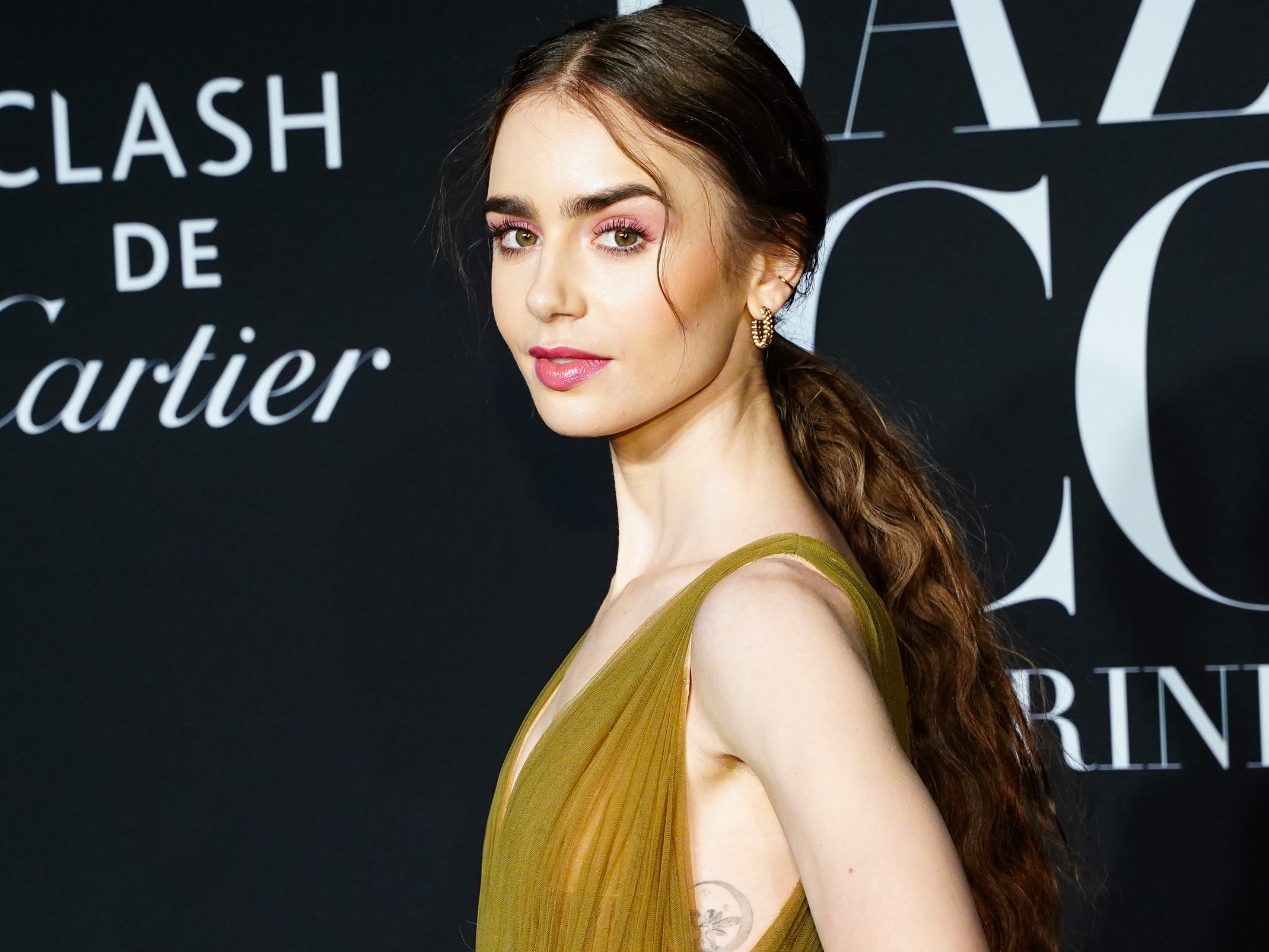 New Lily Collins 2021 Wallpapers