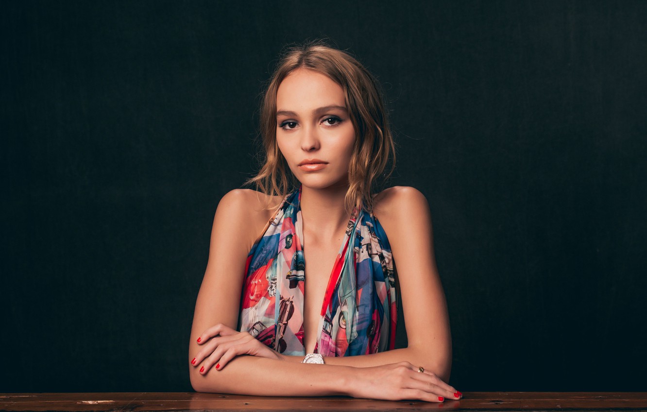 New Lily-Rose Depp Wallpapers