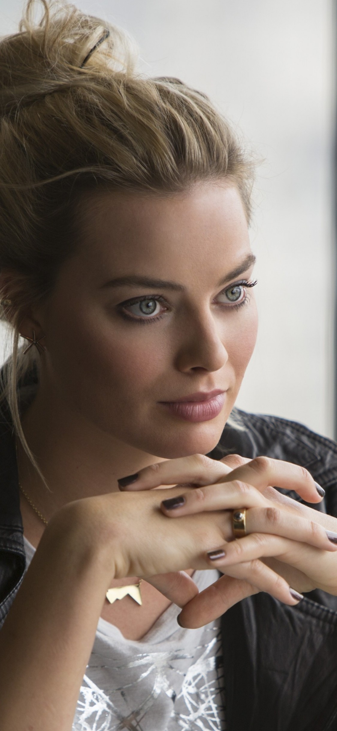 New Margot Robbie Wallpapers